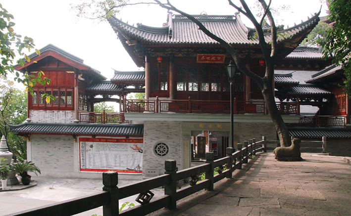 淺談現(xiàn)代城市古建筑的保護與利用
